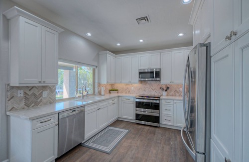 Arabian Views House | NEW -Scottsdale 5bdrm home with Heated Pool - sleeps 12