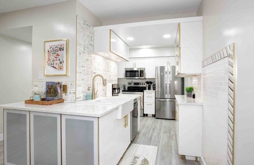 South Scottsdale Condo | Newly updated Modern 2 BR Scottsdale Condo.