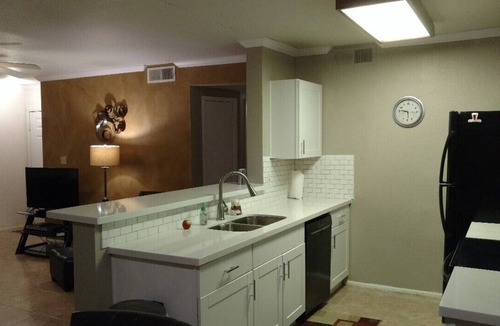 Chandler Condo | Nice, comfortable, quiet, ground floor condo. UNIT #123 on Kyrene Rd.