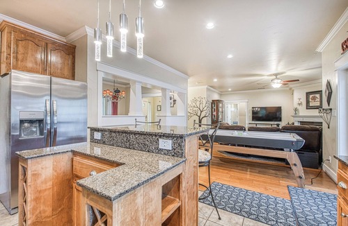 Yosemite Lakes House | Oak Hollow/HOT TUB/E V Charger - near Yosemite