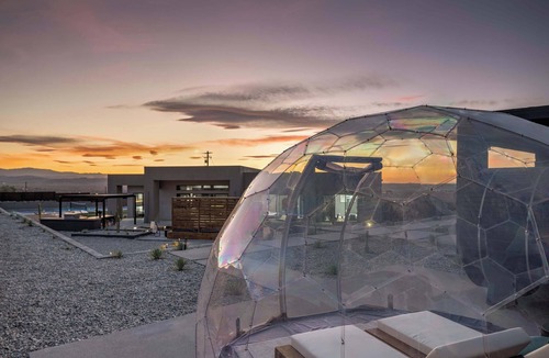 Twentynine Palms House | Obsidian House | Pool, Pickleball, Sauna & More