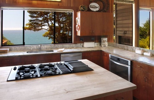 Jenner House | Ocean Bluff Serenity