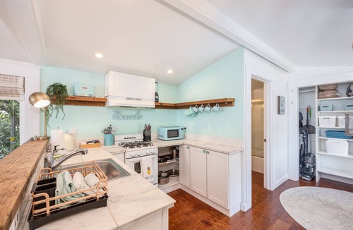 Moss Beach Cottage | OCEAN FRONT Beach Cottage with Panoramic Views!