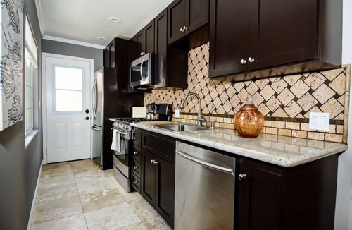 El Porto House | Ocean-View Beach House -3-Min Walk to Sand -Pet Friendly
