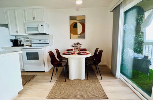 South Redondo Apartment | Oceanfront 2 Bed 2 Bath, 2 Parking Spots, Lovely View