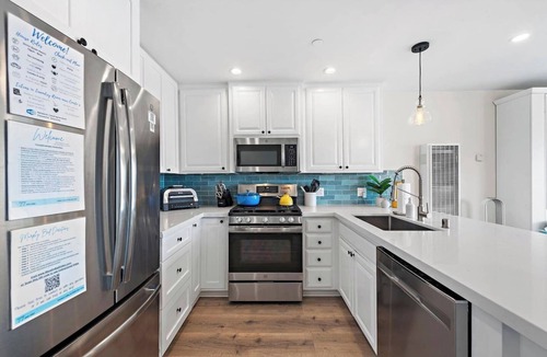 San Clemente Apartment | Oceanview Beach Retreat Walk to Pier AC Pets ok