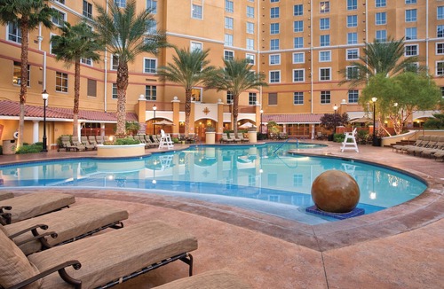 Las Vegas Resort | OFFICIAL LISTING | Wyndham 2BR Grand Desert w/WiFi, Shuttle, 1 Mi From Strip