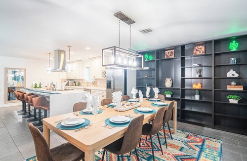 Park Scottsdale One Villa | Old Town Luxe Escape - Unique Desert Vibes, Heated Pool, HotTub & Epic GameRoom