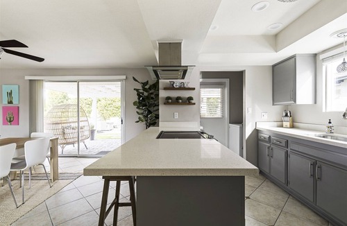 Park Scottsdale One House | Old Town Scottsdale House w/Relaxing Bayckyard- Book for WMO & Super Bowl!
