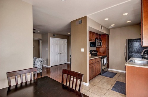 South Scottsdale Condo | ON GOLF COURSE & Camelback Mtn Views, Spring Training & Shopping