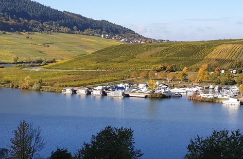 Polich Boat Rental | Overnight experience, unique and extraordinary near Trier