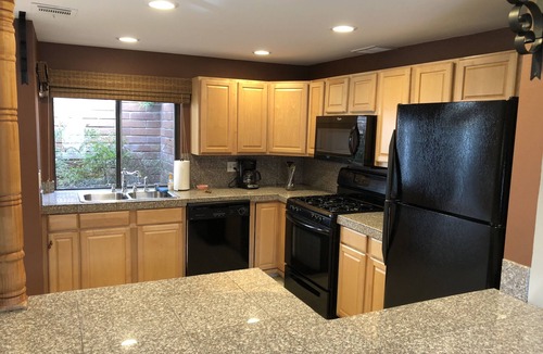 Palm Springs Condo | Palm Springs Canyon Sand Escape