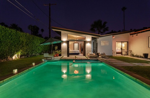 Tahquitz River Estates House | Palm Springs Perfection with Private Casita