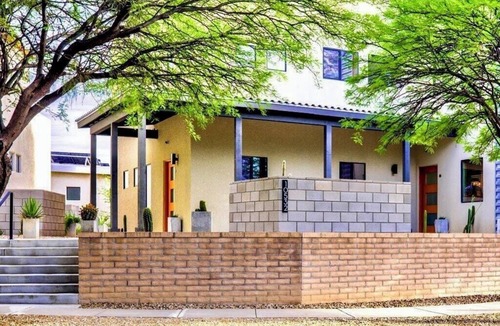 Civano House | Peaceful 1BR Tree-Lined Modern Hideaway
