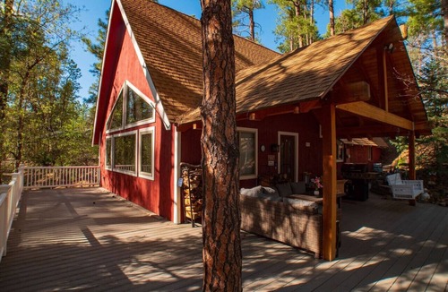 Groom Creek House | *Peaceful getaway *Close to Goldwater Lake *Cabin