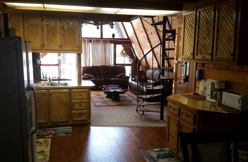 Mountainaire Cabin | Peaceful Mountain Cottage near Humphrey's Peak in Flagstaff, Arizona