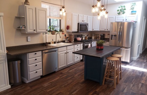 Williams House | Peaceful Place in the Pines! Come experience Williams/Grand Canyon & the West!