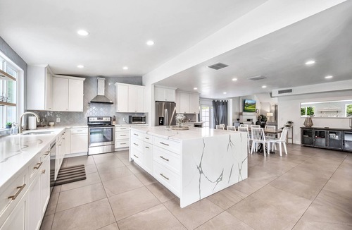 Trails North House | Perfect for Large Groups and Families - Pool, Hot Tub & Putting Green!