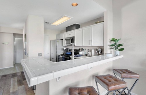 La Quinta Condo | Perfect One Bedroom With Stunning Golf Course Views and Clubhouse Amenities