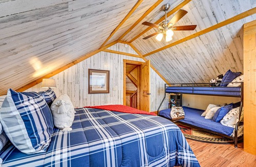 Munds Park Cabin | Pet-Friendly Munds Park Cabin Near Hiking Trails!