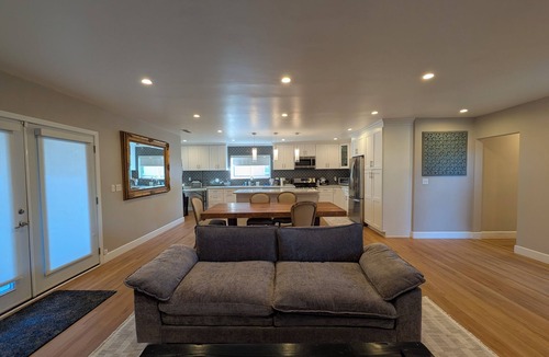 Encino Village House | Phenomenal modern 3-bedroom 2-bathroom house with AC & Pool in Encino Village.