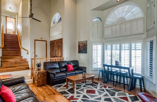 Bullhead City House | Phenomenal River and Casino View Pool Home-2 Minutes to Community Park!!