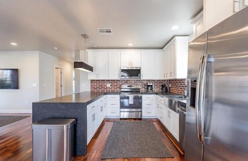 Encanto House | PHX Retreat Fully Remodeled Historic Home