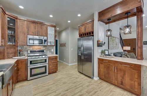 Ponderosa Trails House | Pine Haven: Hot Tub, Games, Gym, Family Friendly
