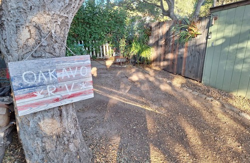 Toro Canyon House | Pleasant and private mobile home with WiFi in the Carpinteria Foothills