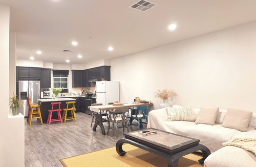Chino Hills House | Polka Dot Cozy Retreat，Quiet, Clean & Comfortable Stay