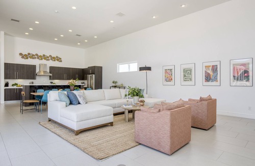 La Quinta Villa | Polo Villas Sands | Pickleball, Putting Green | AvantStay | Sleeps 28