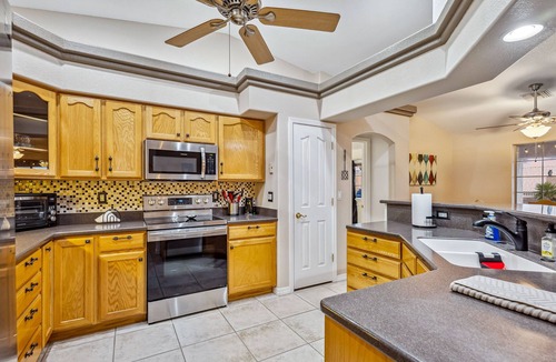Sunridge Estates House | Pool Oasis near Lake Mohave, Laughlin Casinos & River!