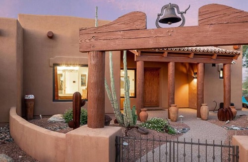 Fountain Hills House | Powderhorn ~ The sprawling Hacienda with a Sophisticated Cowboy Vibe. Tropical Paradise Yard and Arc