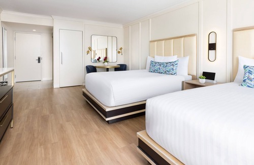Calabasas Hotel | Premium Two Queen, The Anza A Calabasas Hotel, Pool, Near Lake Calabasas Park
