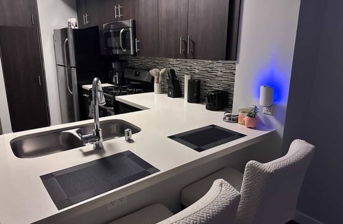 Downtown Los Angeles Apartment | Prime DTLA Stay by Crypto Arena & Convention Center
