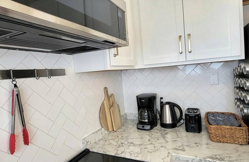 Downtown Las Vegas House | Private Bungalow in Downtown Las Vegas