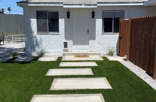 Downtown Las Vegas House | Private Bungalow in Downtown Las Vegas