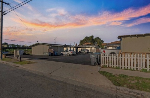 Marina House | Private Coastal Retreat Near Monterey Bay & Beach!