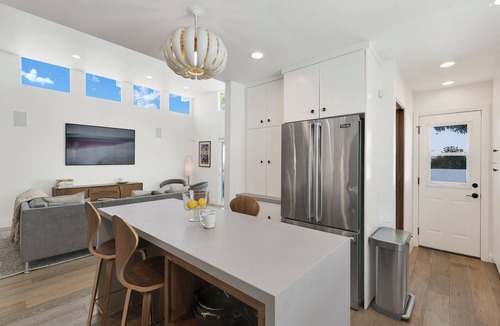 Woodland Hills House | Private Mid-Century Oasis 3-bedroom home in Los Angeles with Pool/Spa & BBQ
