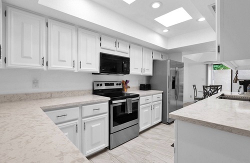 South Scottsdale House | Private Patio, Close to Pool, Family Friendly Pet Friendly