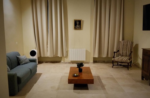 Roquemaure Apartment | Private Spa & Charming Patio (Near Avignon & the Vineyards)