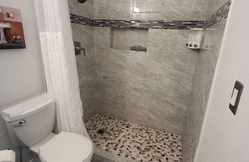 Las Vegas Apartment | Privet Studios separate entry and full kitchen we are conveniently located