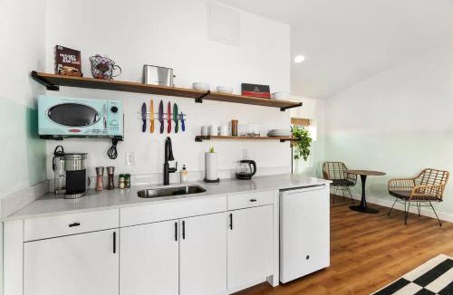 Chandler Apartment | Pulemoku Studio suite.komo nui