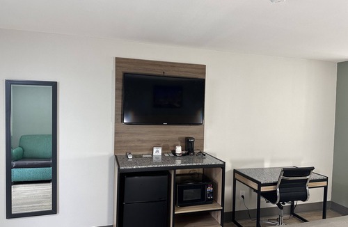 Monroe Hotel | Quality Inn Monroe