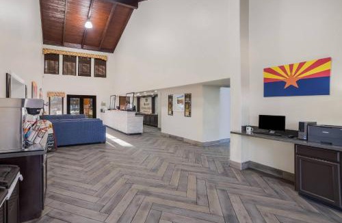 Goodyear Hotel | Quality Inn & Suites Goodyear - Phoenix West