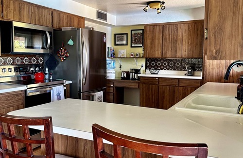 Saguaro Miraflores House | Quiet Eco-Friendly Home Close to Downtown & Desert—Wildlife in Abundance!