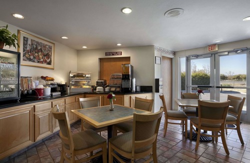 Williams Hotel | Ramada by Wyndham Williams