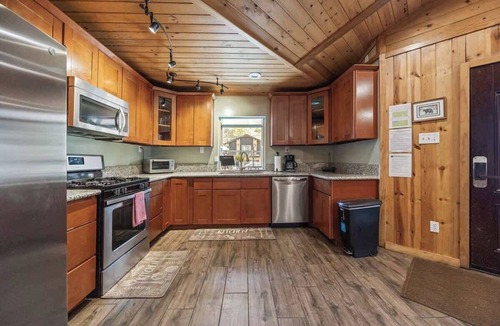 Summit Estates House | Rare Indoor Pool, Game Room & Courts, 5 Blocks to Snow Summit