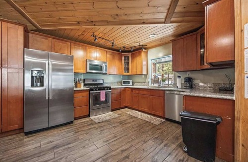 Summit Estates House | Rare Indoor Pool, Game Room & Courts, 5 Blocks to Snow Summit