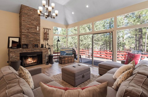 Big Bear Cabin | Redwood Elegance